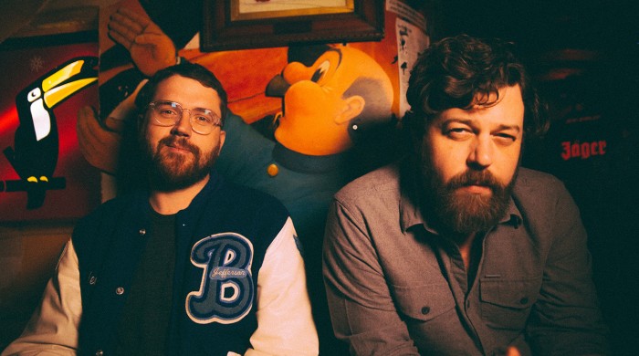 BEAR'S DEN