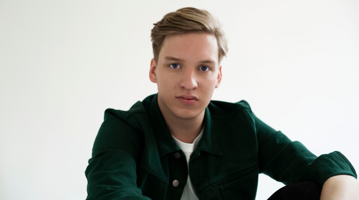 GEORGE EZRA