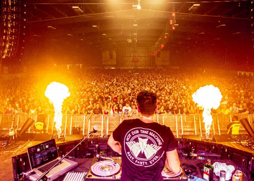 Hot Dub Time Machine